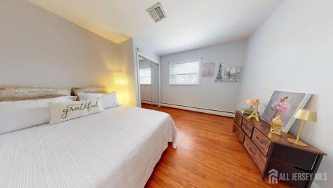 16 Canterbury Road East Brunswick NJ 08816