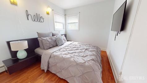 16 Canterbury Road East Brunswick NJ 08816