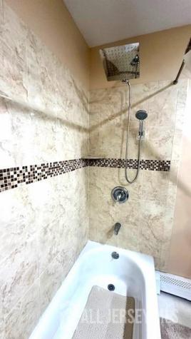 16 Canterbury Road East Brunswick NJ 08816