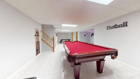 16 Canterbury Road East Brunswick NJ 08816