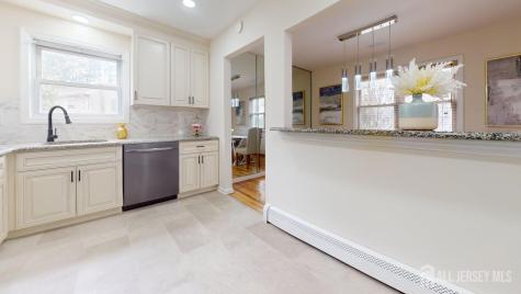 16 Canterbury Road East Brunswick NJ 08816