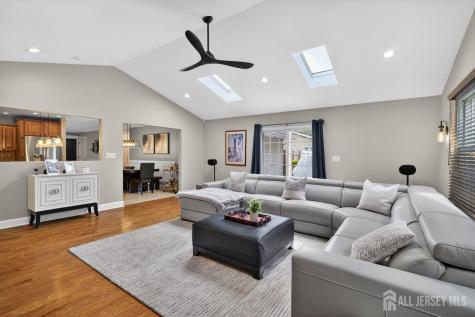 16 Evergreen Terrace Monroe NJ 08831