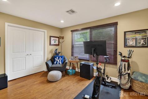 16 Evergreen Terrace Monroe NJ 08831