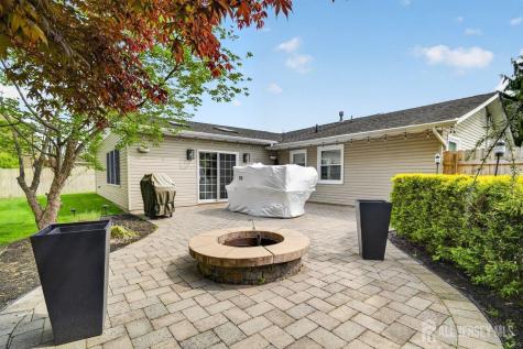 16 Evergreen Terrace Monroe NJ 08831