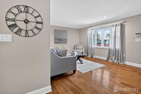 16 Evergreen Terrace Monroe NJ 08831