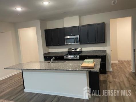 82 Depot Way Dunellen NJ 08812