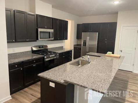 82 Depot Way Dunellen NJ 08812