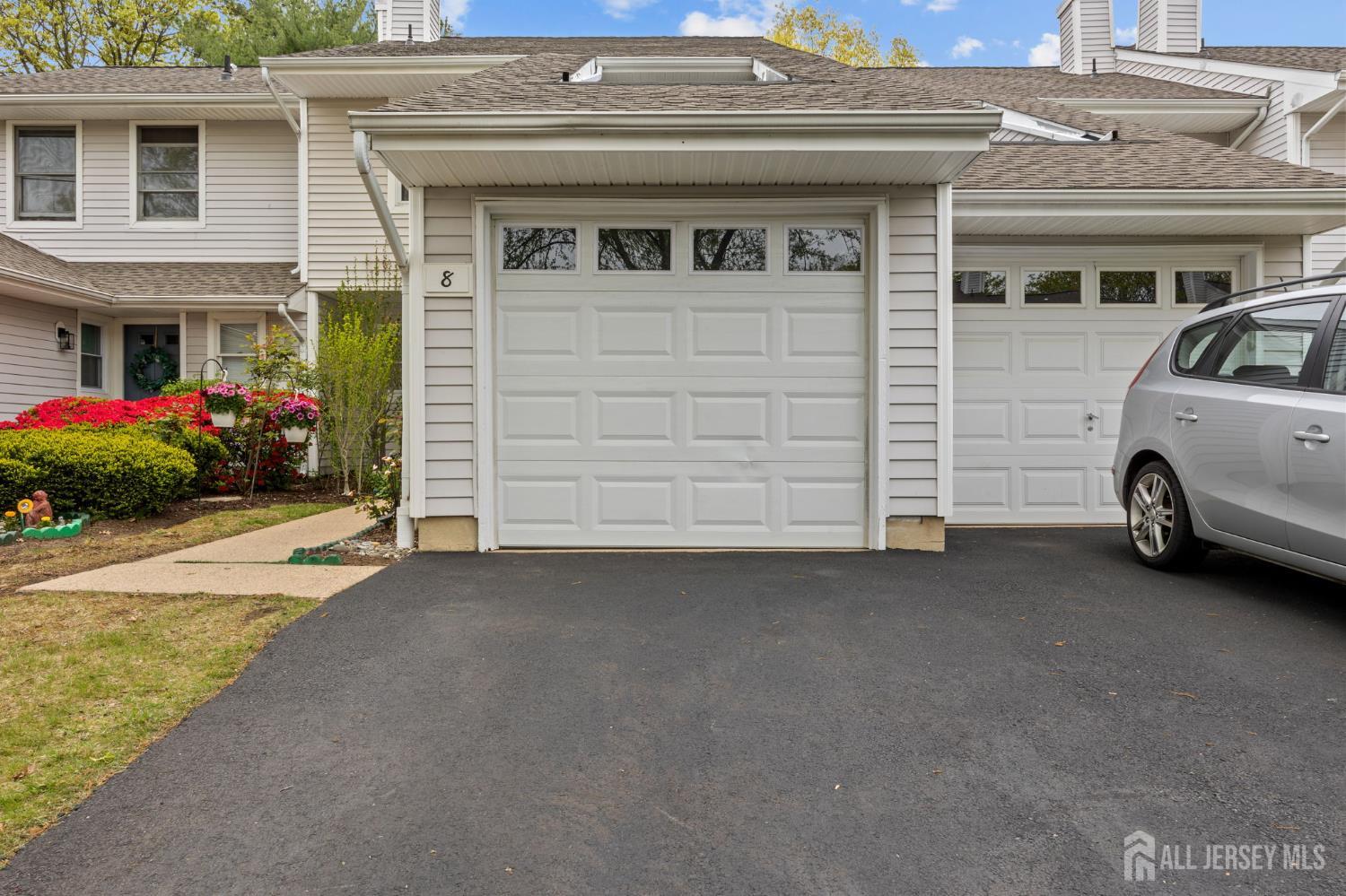 8 Tall Oaks Court Parlin NJ 08859