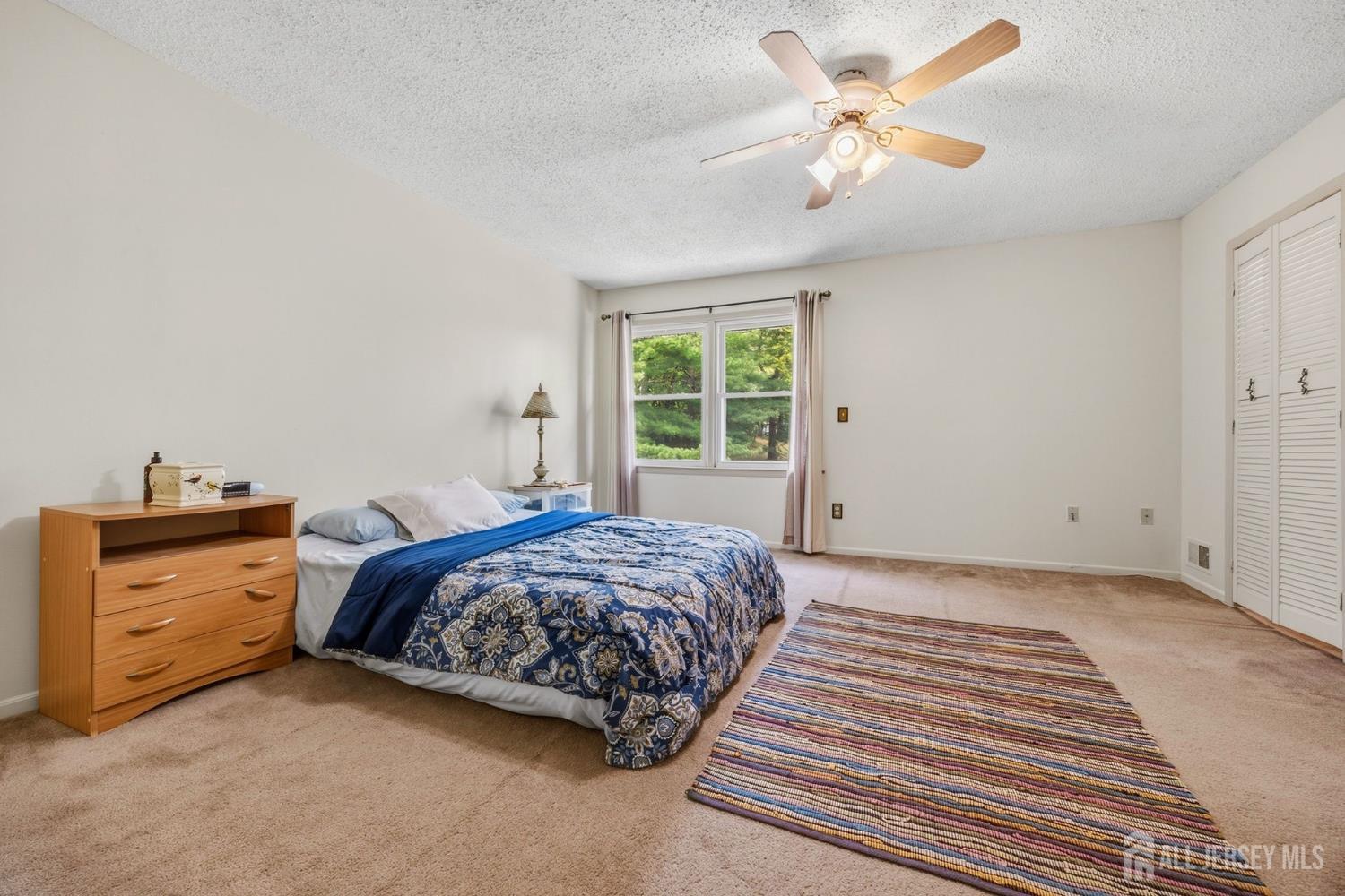 8 Tall Oaks Court Parlin NJ 08859