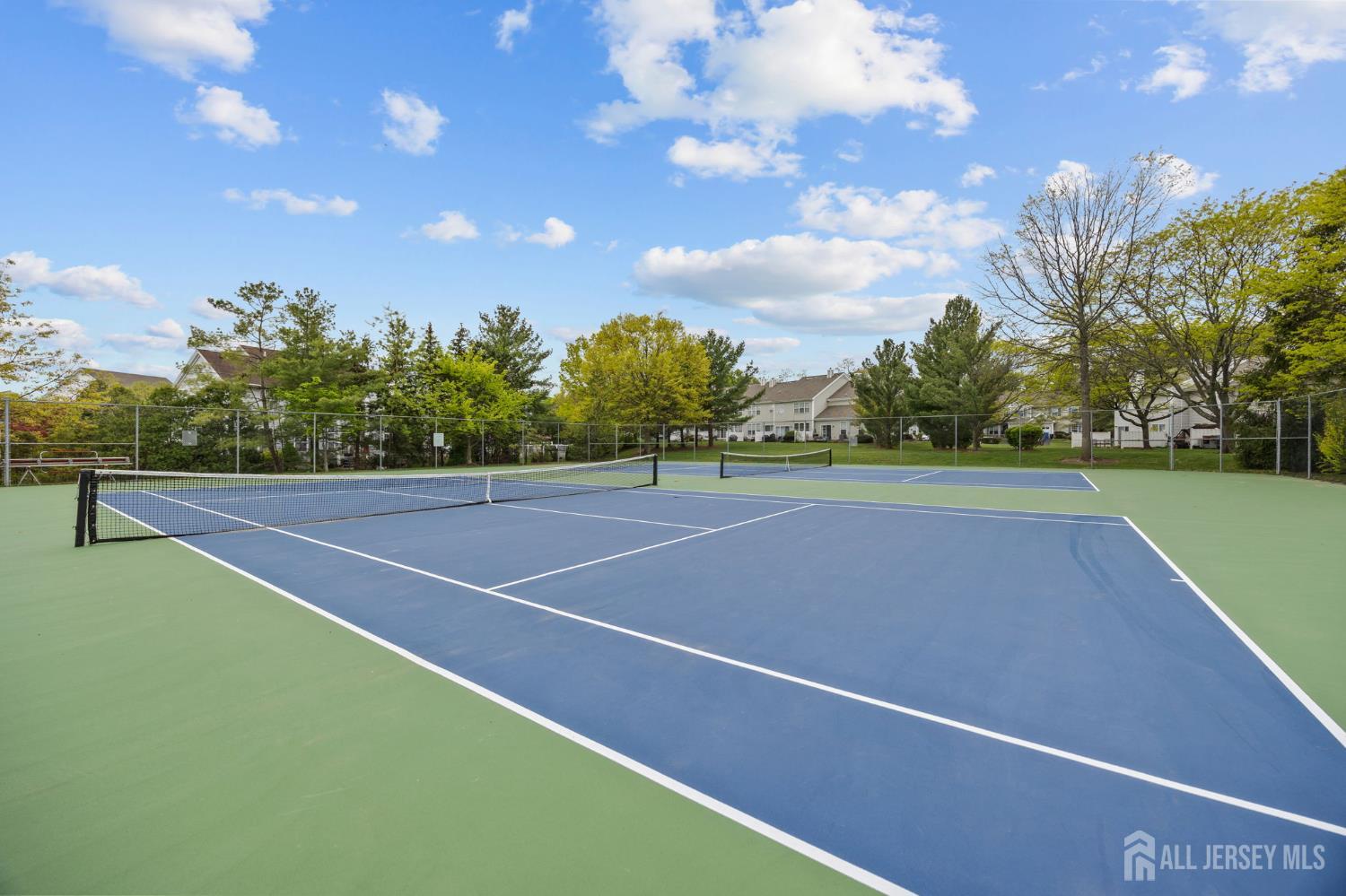 8 Tall Oaks Court Parlin NJ 08859