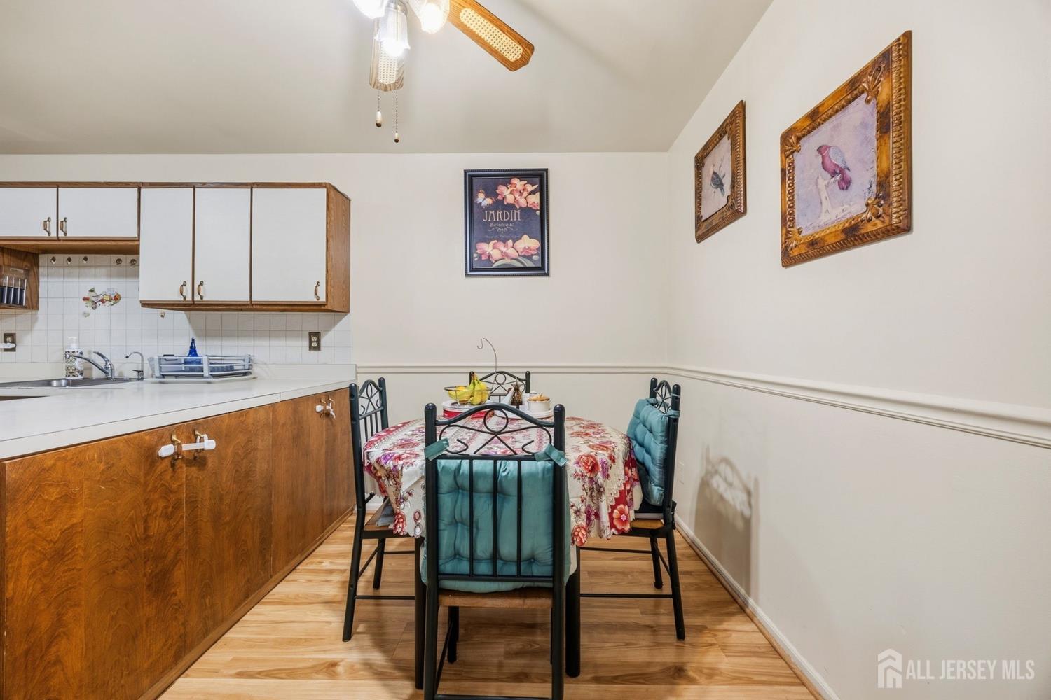 8 Tall Oaks Court Parlin NJ 08859