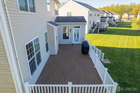 27 Potomac Avenue Monroe NJ 08831