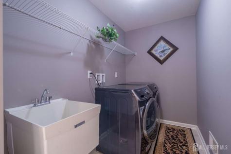 27 Potomac Avenue Monroe NJ 08831