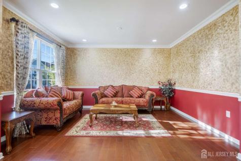 27 Potomac Avenue Monroe NJ 08831