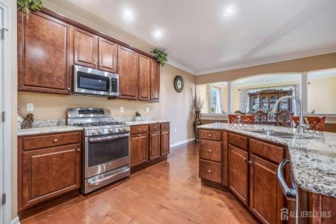 27 Potomac Avenue Monroe NJ 08831