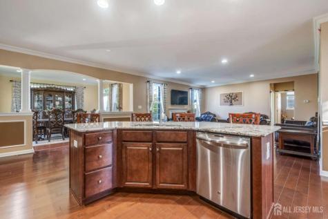 27 Potomac Avenue Monroe NJ 08831