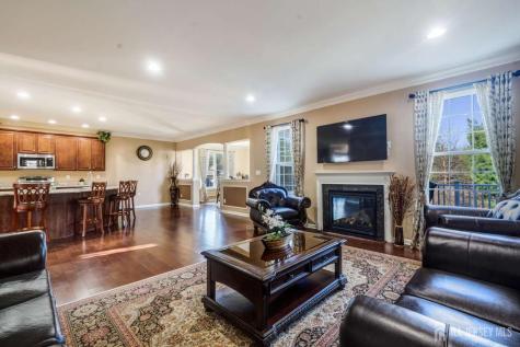 27 Potomac Avenue Monroe NJ 08831