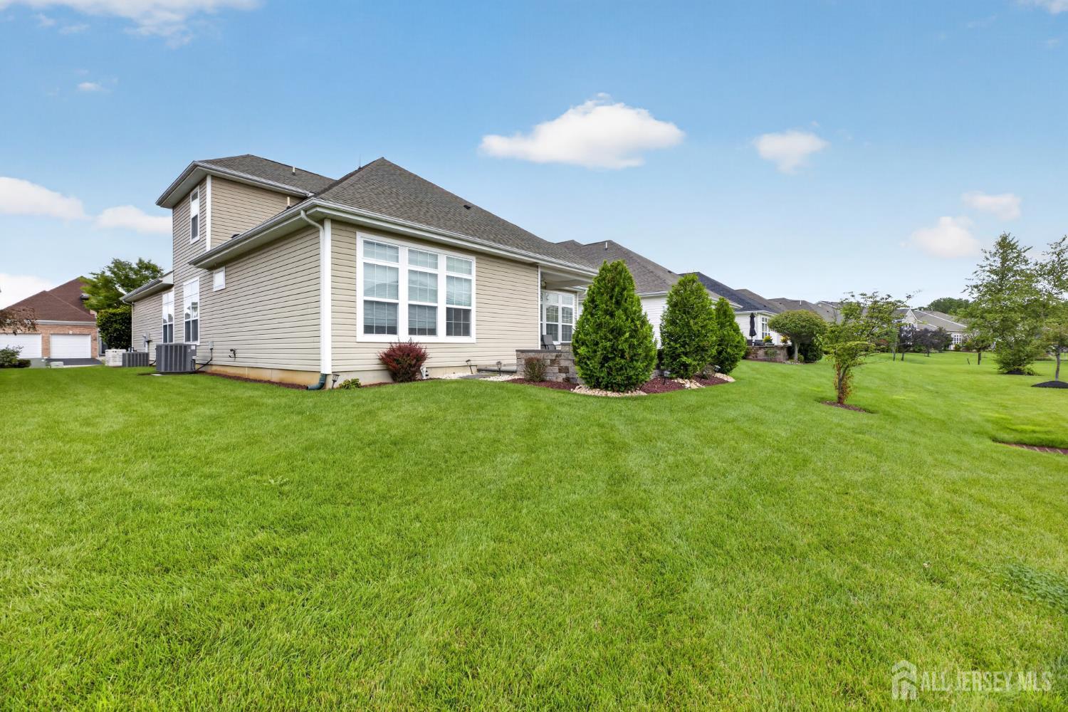 228 Diamond Spring Drive Monroe NJ 08831