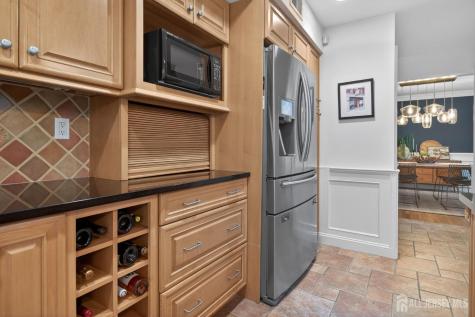 20 Apache Court East Brunswick NJ 08816