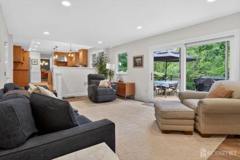 20 Apache Court East Brunswick NJ 08816