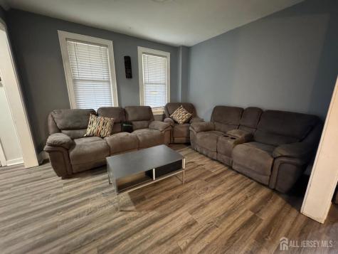86 Harvey Street New Brunswick NJ 08901