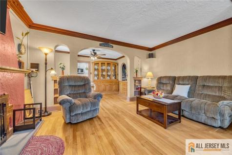 38 Simpson Avenue Edison NJ 08817