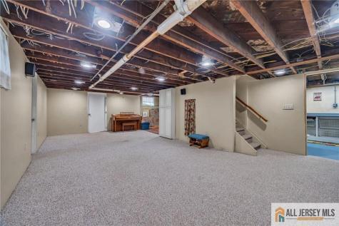 38 Simpson Avenue Edison NJ 08817