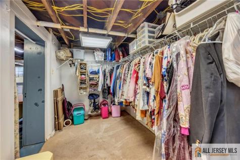 38 Simpson Avenue Edison NJ 08817