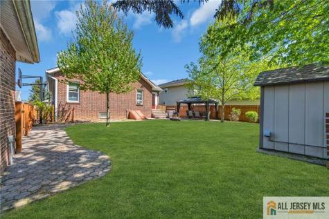 38 Simpson Avenue Edison NJ 08817