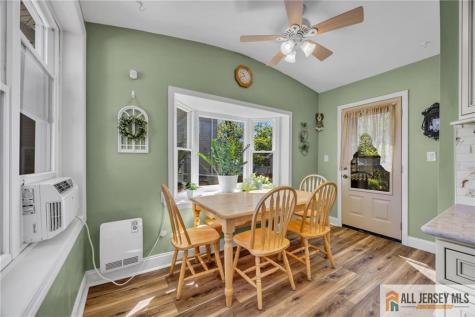 38 Simpson Avenue Edison NJ 08817