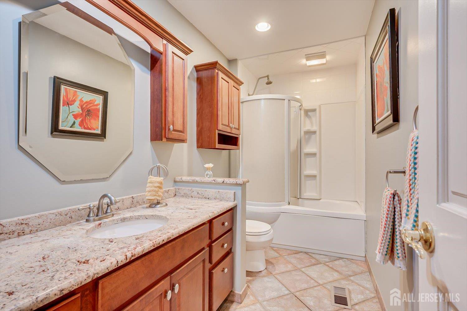 55 Kierst Street Sayreville NJ 08859