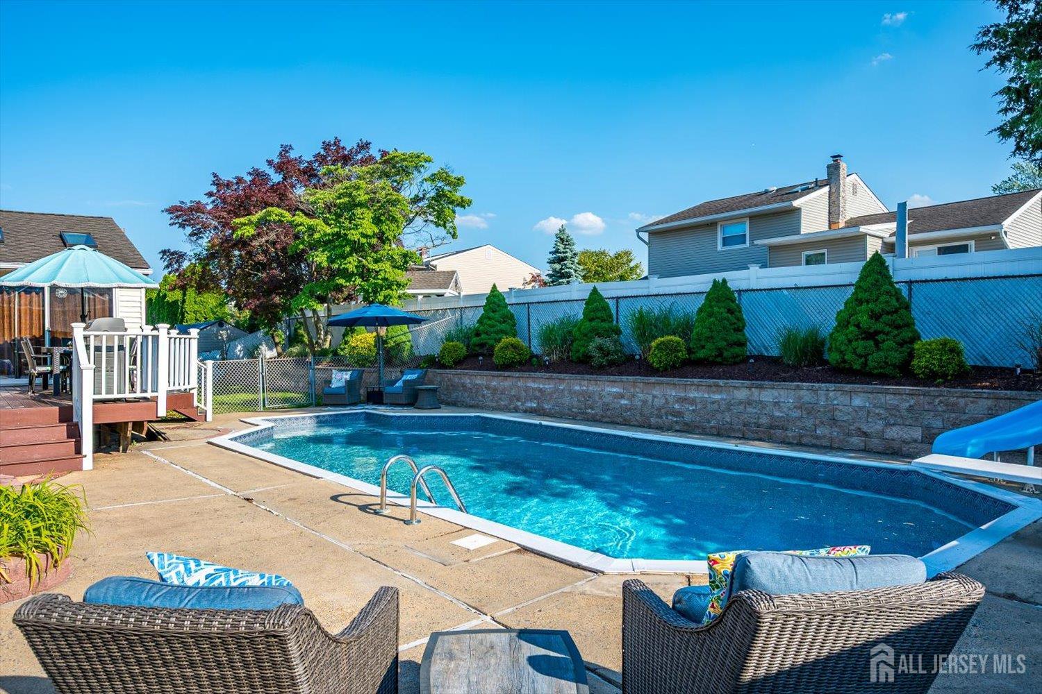 55 Kierst Street Sayreville NJ 08859
