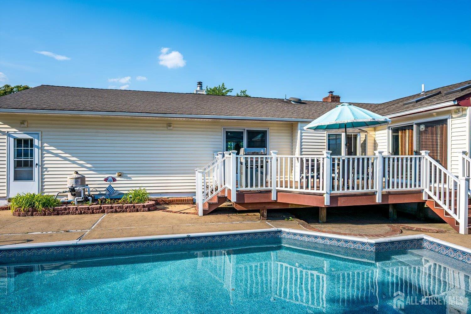 55 Kierst Street Sayreville NJ 08859