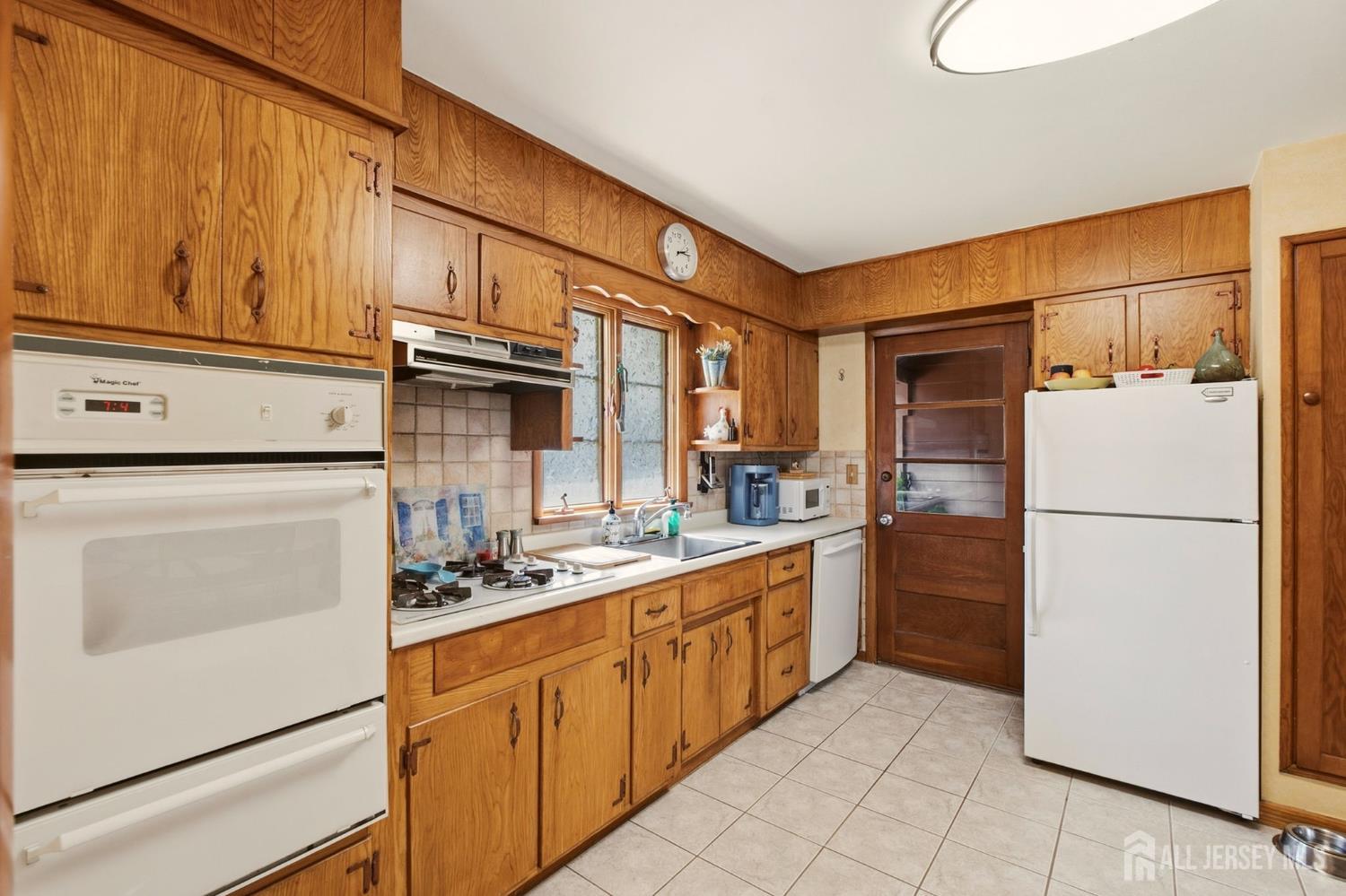 140 Lexington Avenue Edison NJ 08817