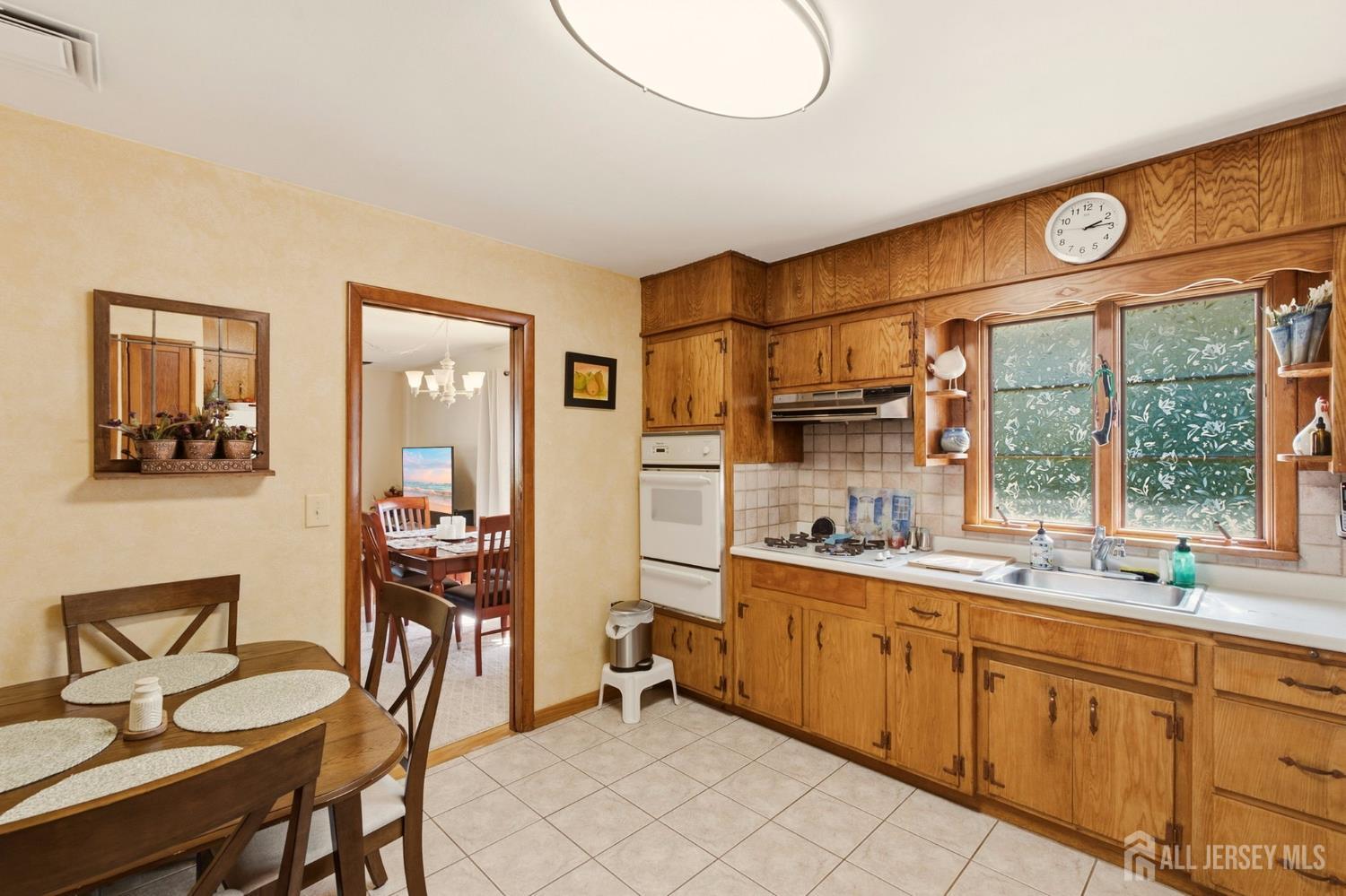 140 Lexington Avenue Edison NJ 08817