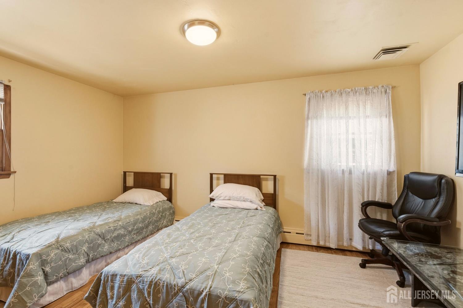 140 Lexington Avenue Edison NJ 08817
