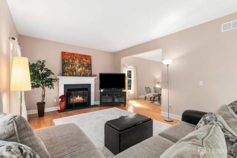 101 Churchill Avenue Franklin Twsp NJ 08873