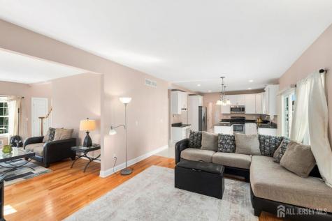 101 Churchill Avenue Franklin Twsp NJ 08873