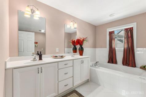 101 Churchill Avenue Franklin Twsp NJ 08873