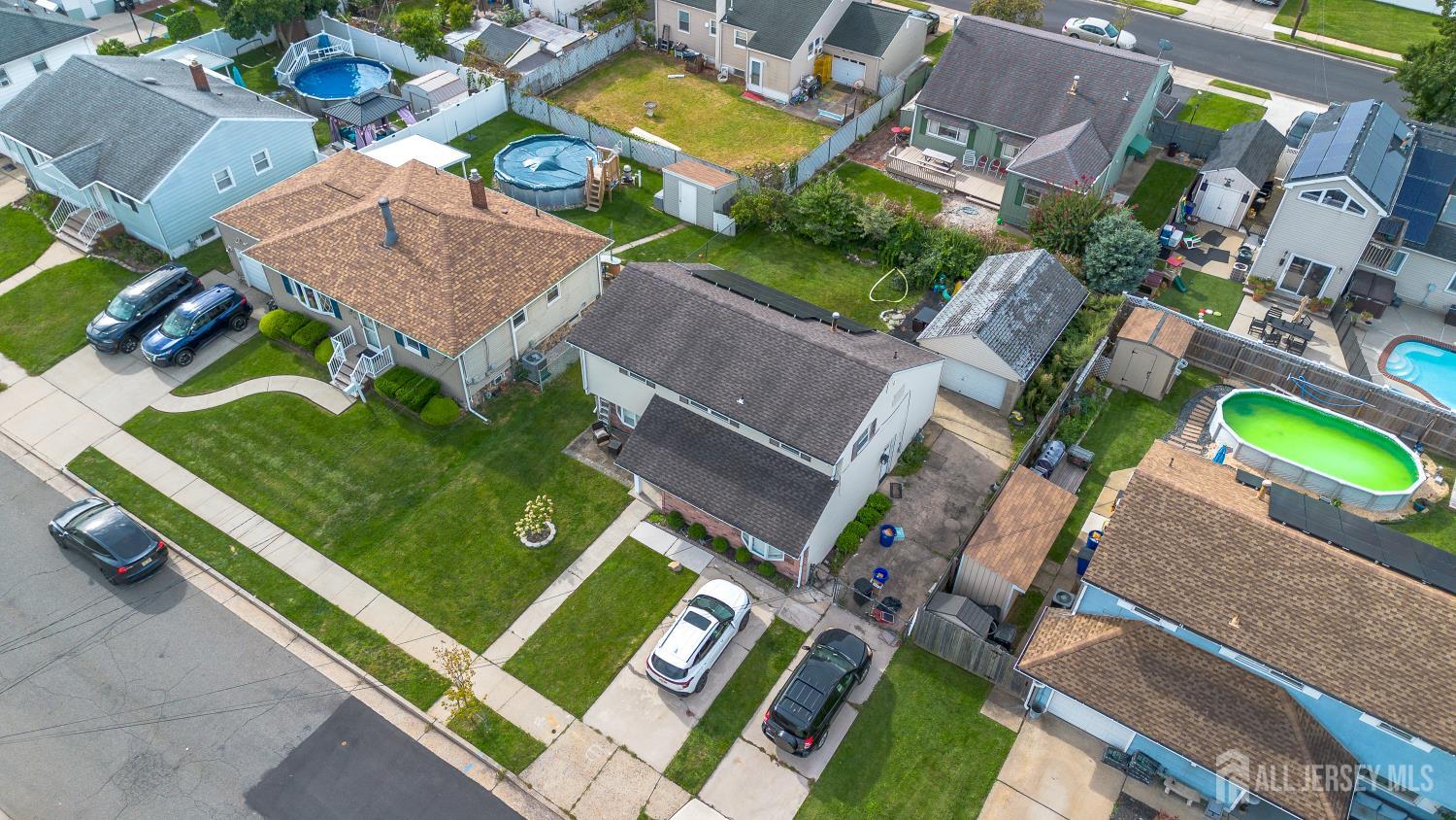 17 Patrick Street Carteret NJ 07008