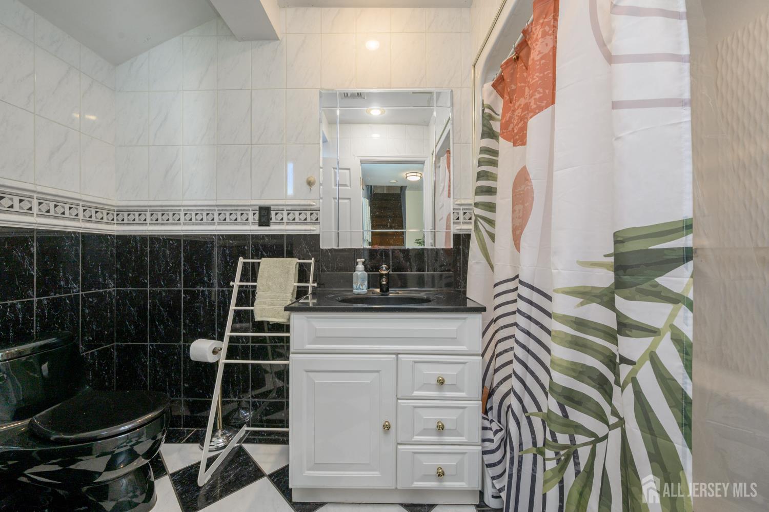 482 Stagecoach Road Freehold NJ 08510