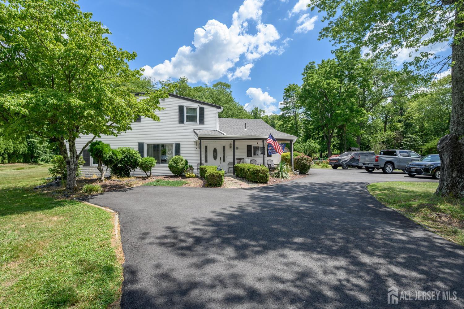482 Stagecoach Road Freehold NJ 08510