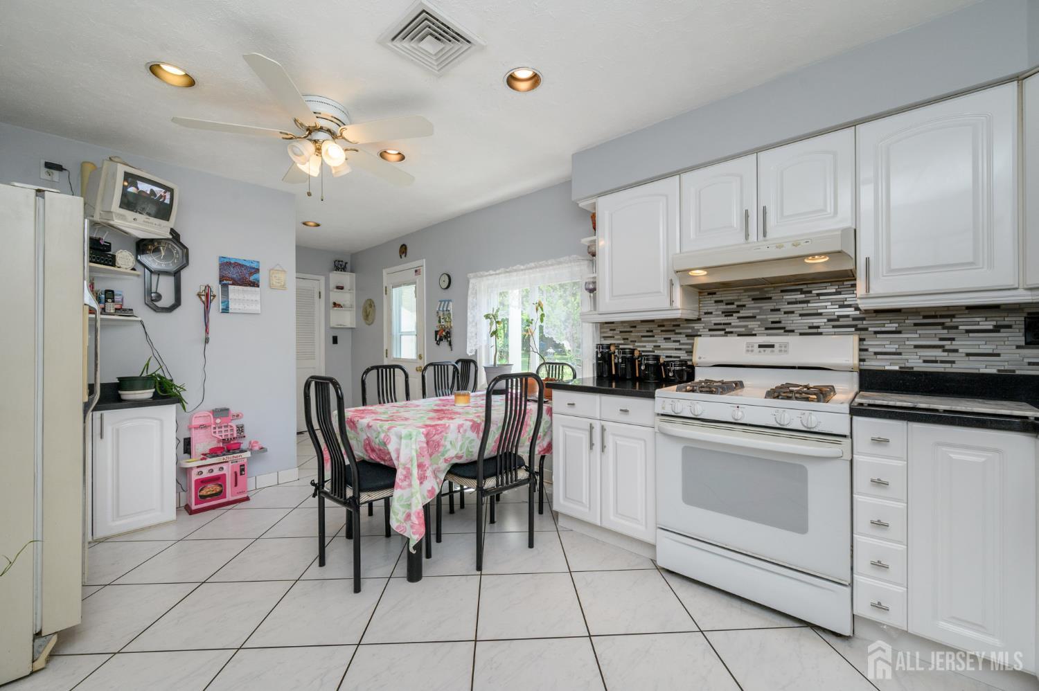 482 Stagecoach Road Freehold NJ 08510