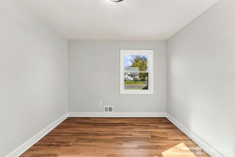 1925 Grant Avenue South Plainfield NJ 07080