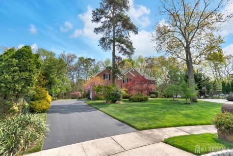 23 Yellowstone Drive Old Bridge NJ 08857