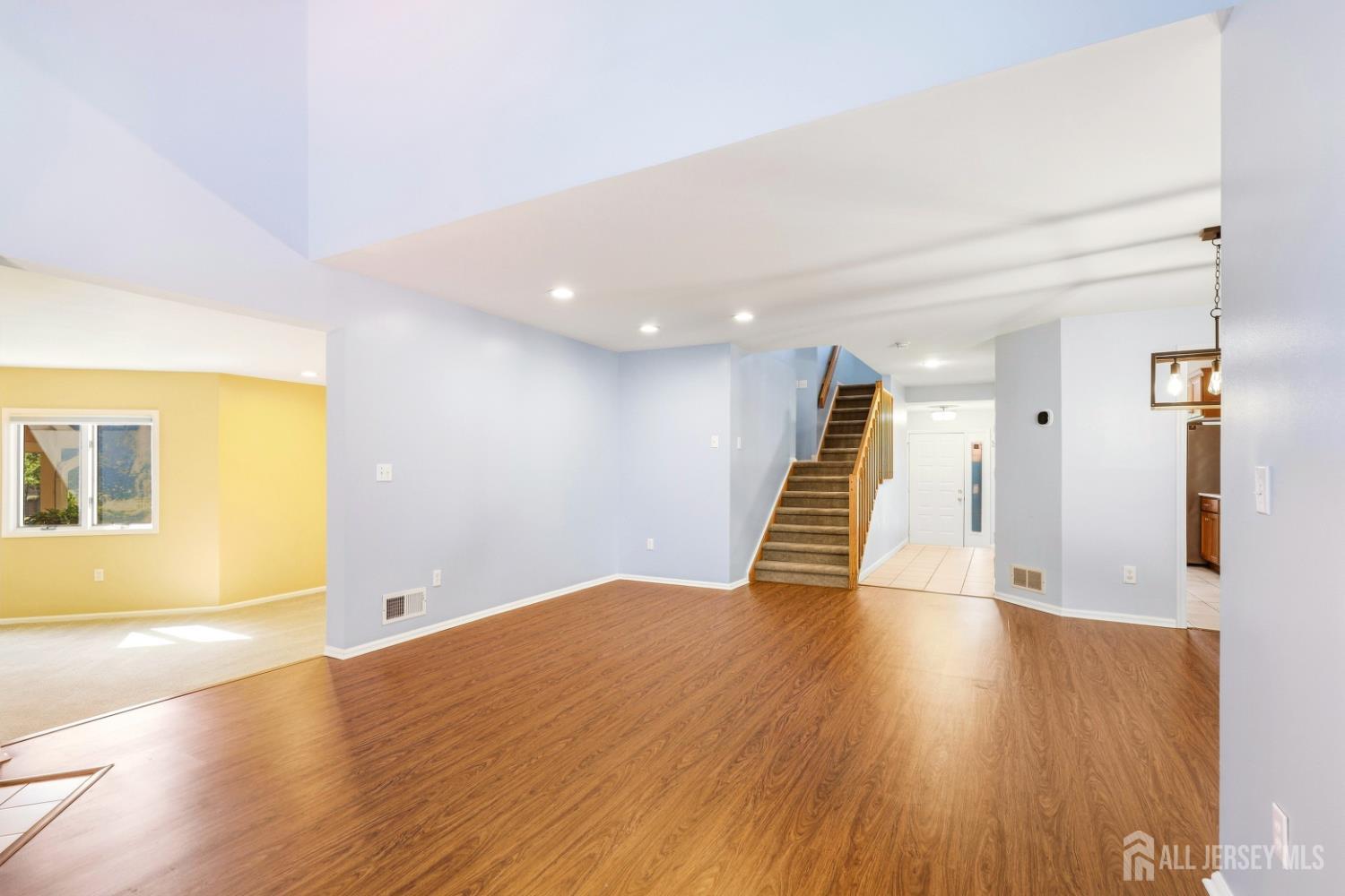 118 Kingsland Circle South Brunswick NJ 08852