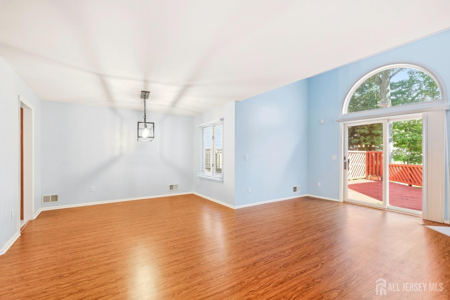 118 Kingsland Circle South Brunswick NJ 08852