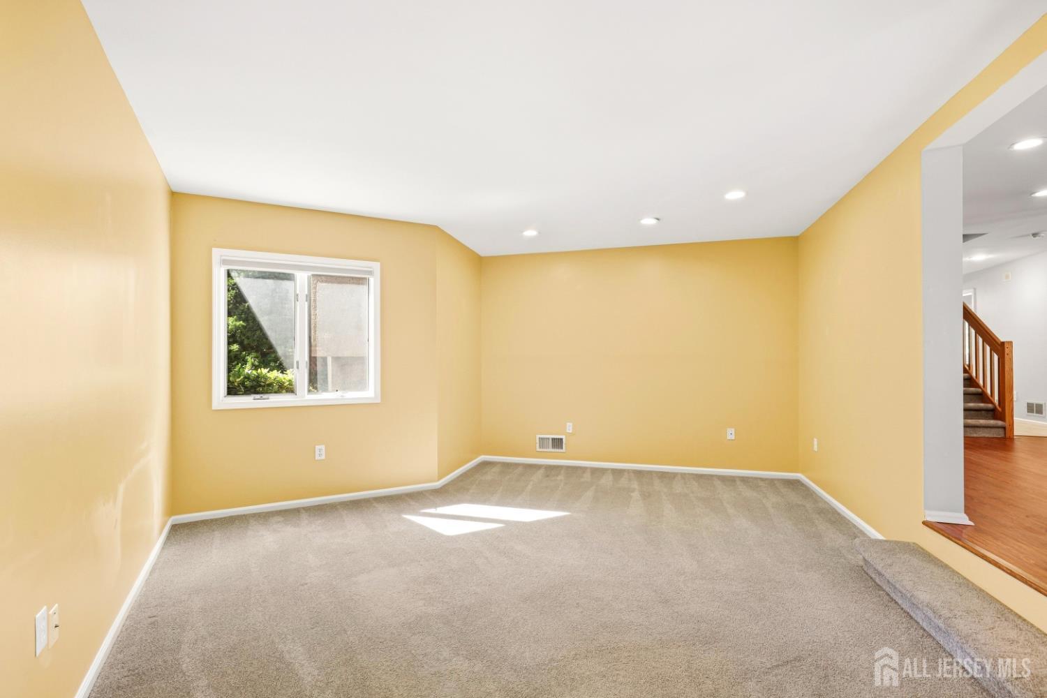 118 Kingsland Circle South Brunswick NJ 08852