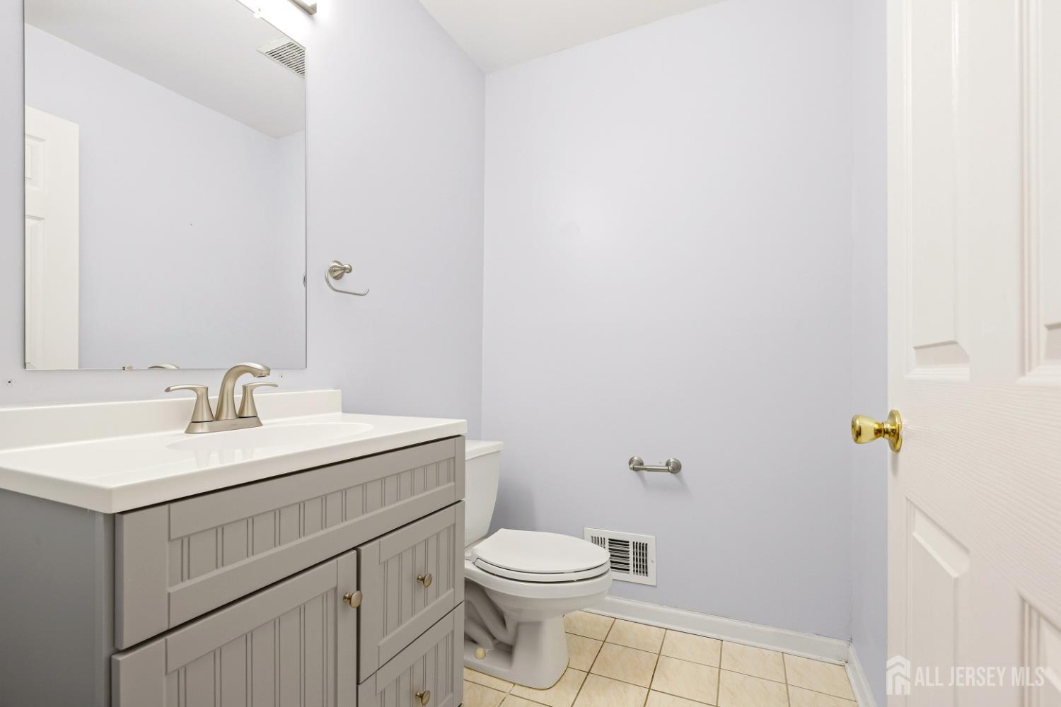 118 Kingsland Circle South Brunswick NJ 08852