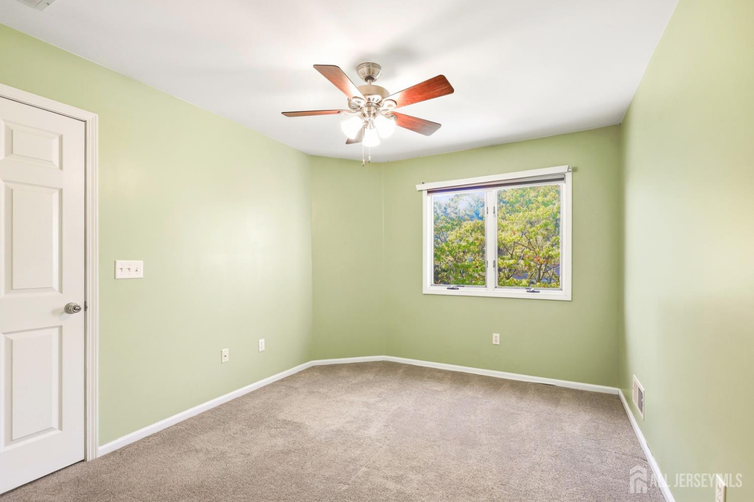 118 Kingsland Circle South Brunswick NJ 08852